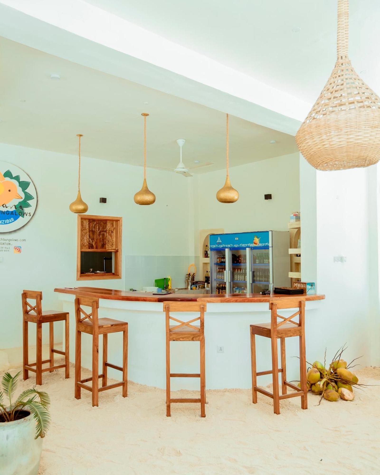 Mnana Beach Bungalows Pingwe Buitenkant foto